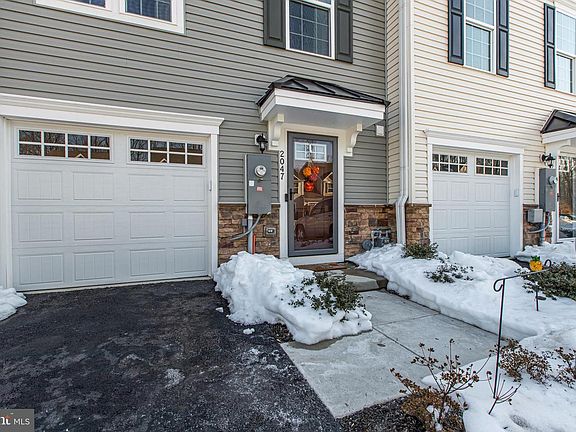 5th image of 2047 Rivers Dr