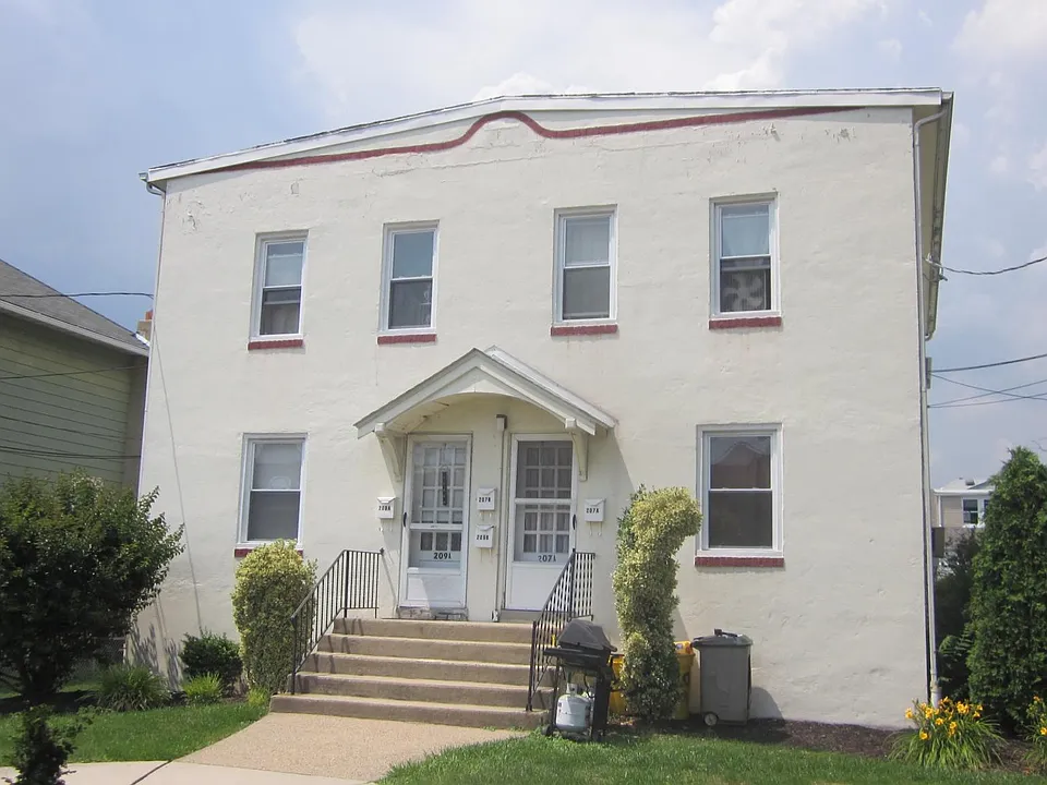 201 W Main St #209B