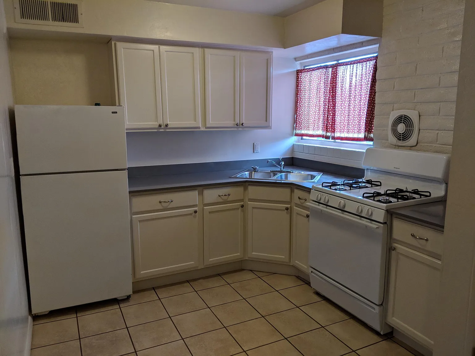 1 bed, 650 sqft, $850 — Photo 1