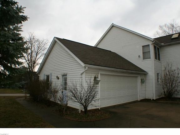 2nd image of 265 N Pine Ct