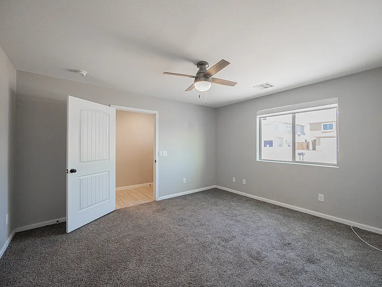 2547 E Illini St — Photo 17