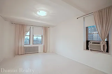 Rented by Domus Realty