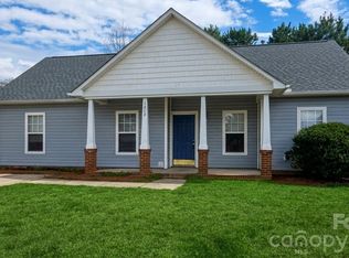 1212 Bicycle Ct, Gastonia, NC