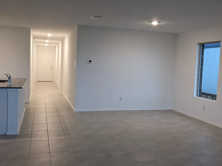 6312 Auburn Dale Rd — Photo 3