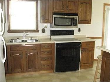 5th image of 255 S 10th St