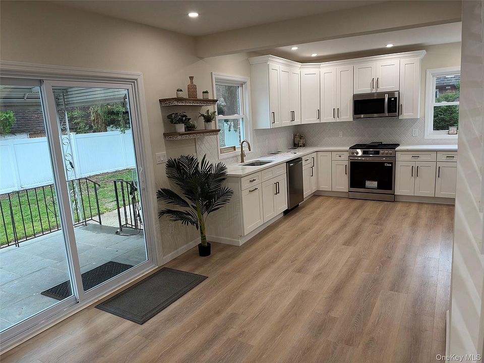 1st image of 750 Wesley Street