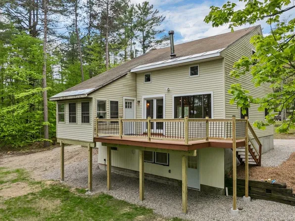 232 Pine River Path, Effingham, NH 03882