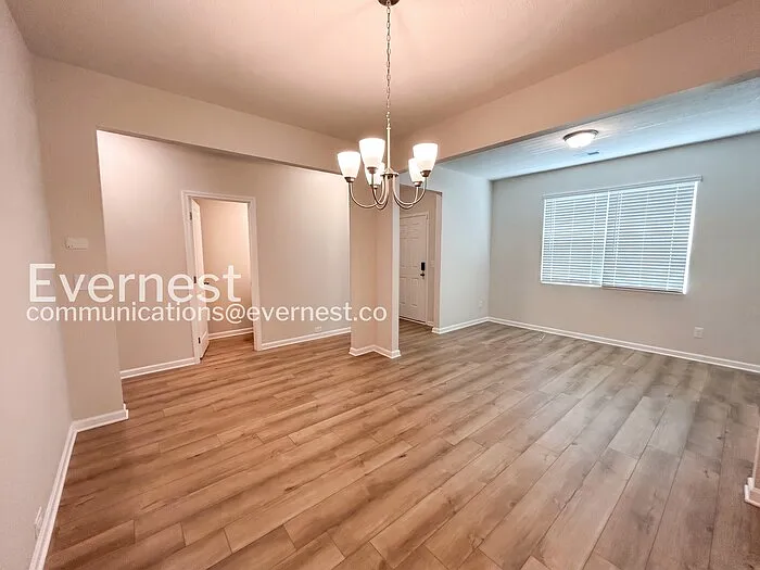 3574 Saratoga Cir — Photo 8