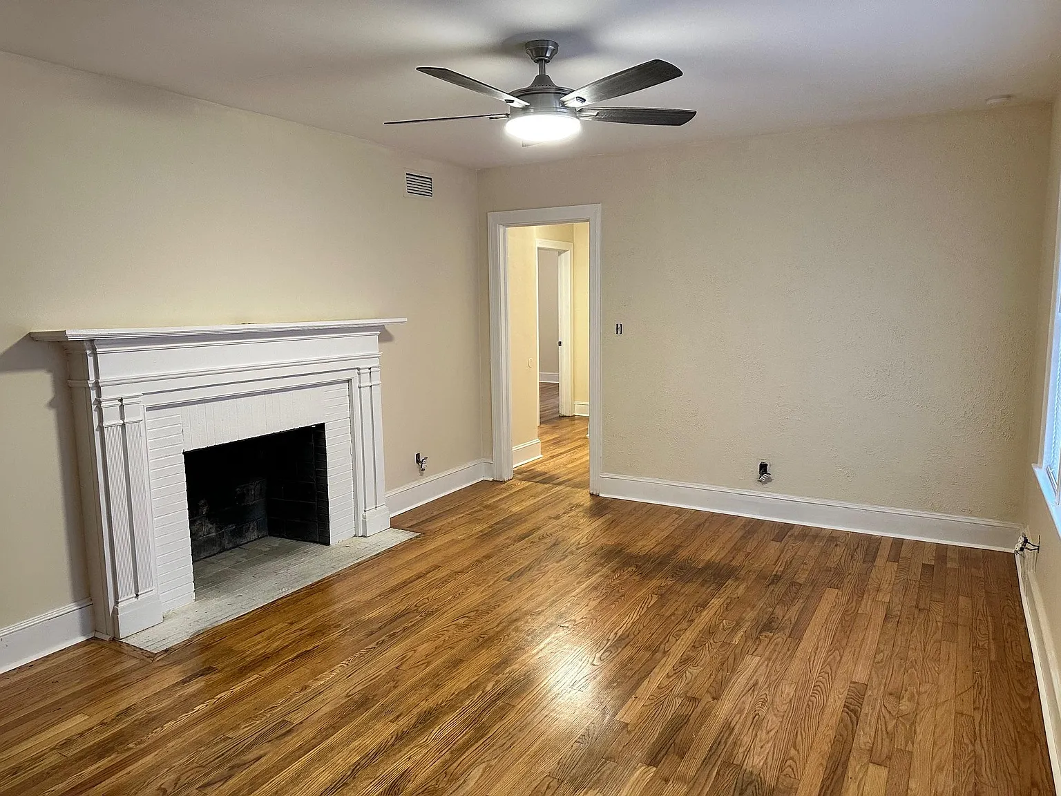 4 bed, 1778 sqft, $3,000 — Photo 4