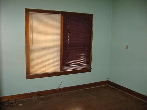 4th image of 708 N C St