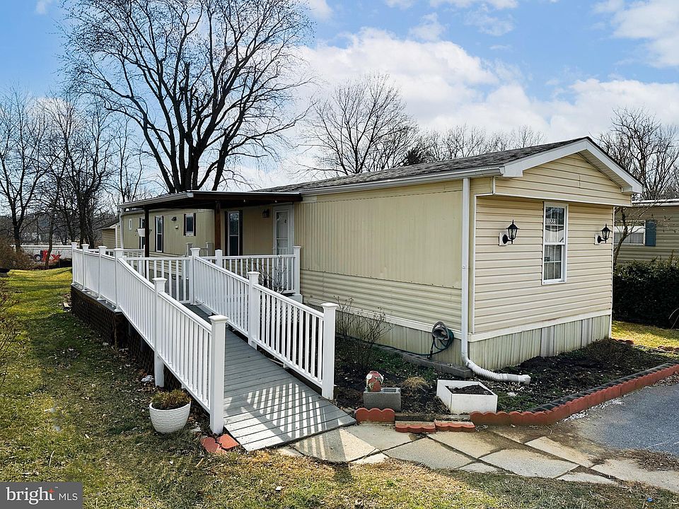 1st image of 11223 Lakeside Dr