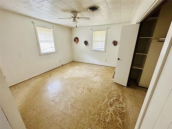 4th image of 317 Magnolia Ave