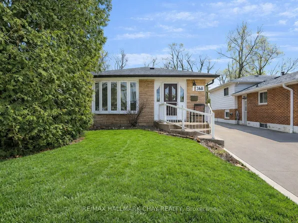 368 Lara Woods, Mississauga, ON L5A 3A9