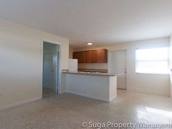 4th image of 1238 17th Ave N APT 5