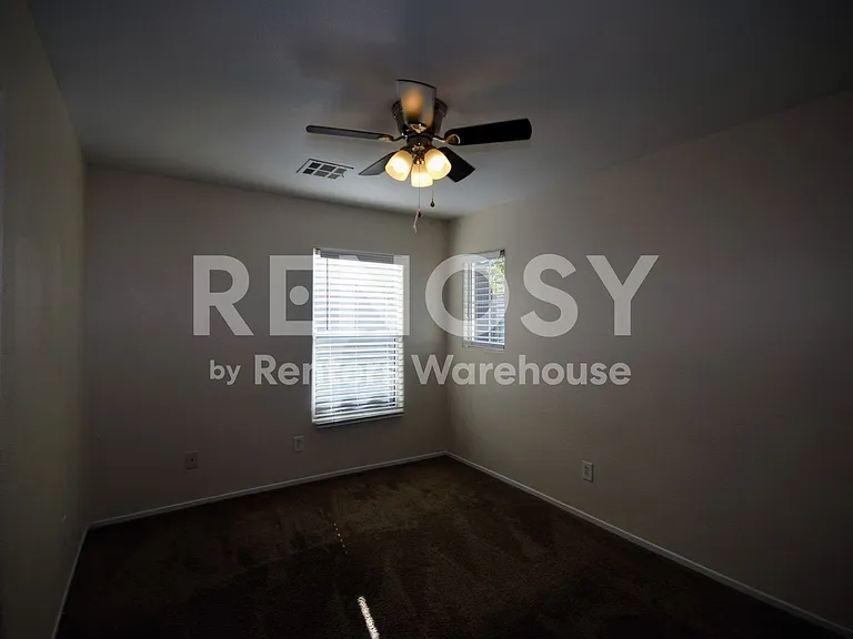 5333 Iron Crossing Ave — Photo 48