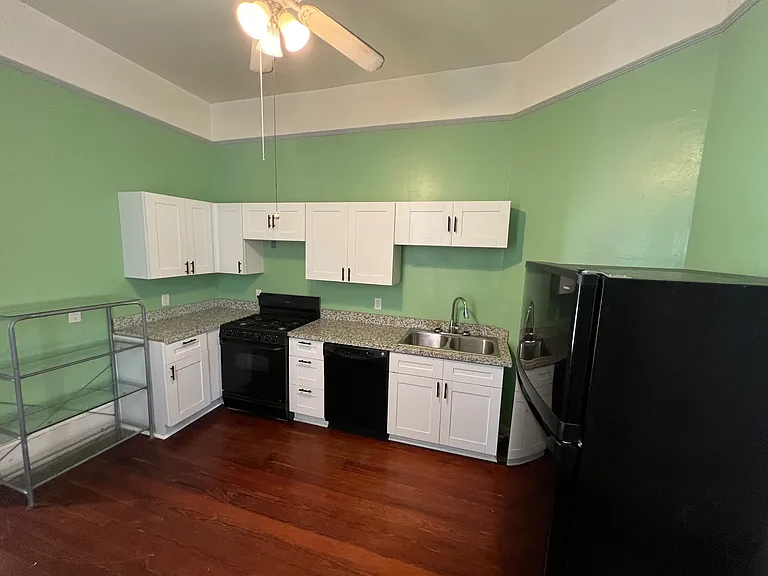 1310 General Taylor St — Photo 7