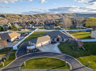 103007 Heather Dr, Kennewick, WA 99338