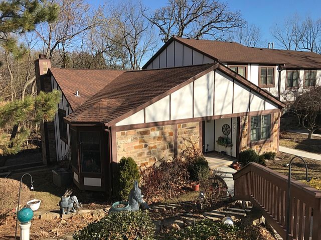 1st image of 28 White Oak Cir