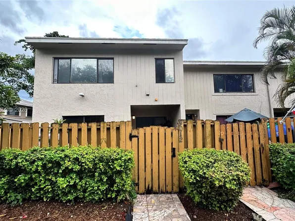 5012 S University Dr, Fort Lauderdale, FL 33328
