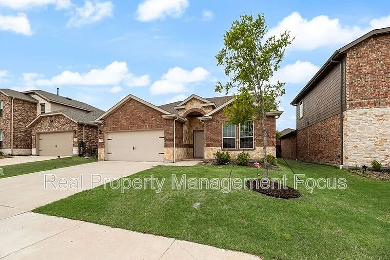 Building Photo - 7205 Bledington Ln