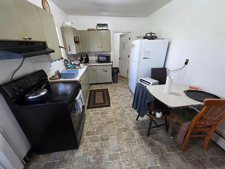 1427 Lynn Ave — Photo 4
