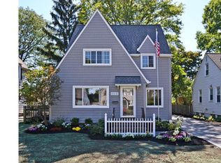 19591 Purnell Ave, Rocky River, OH 44116