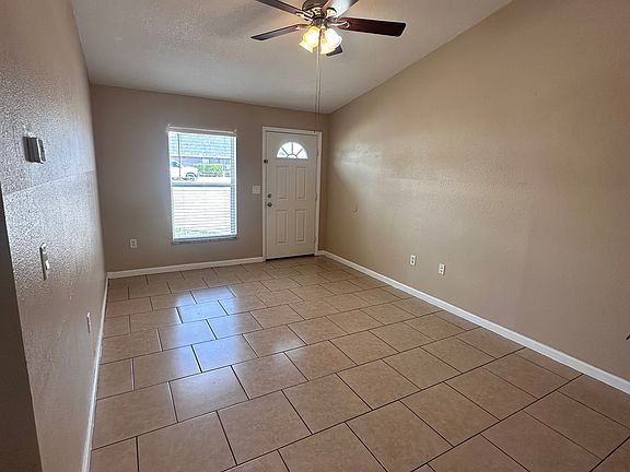 4th image of 3113 Harmon Ln