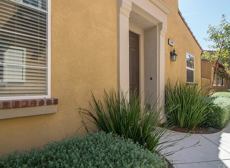 1st image of 37447 Paseo Tulipa