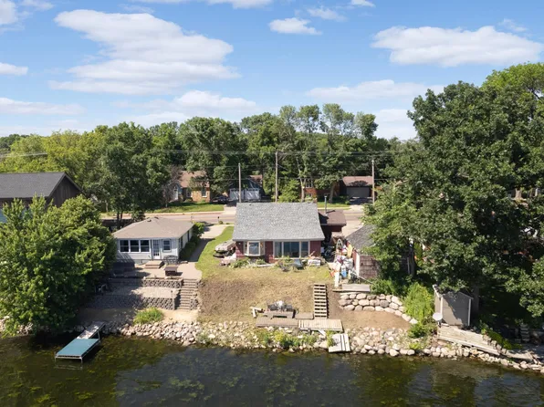 2523 Spring Lake Rd SW, Shakopee, MN 55379