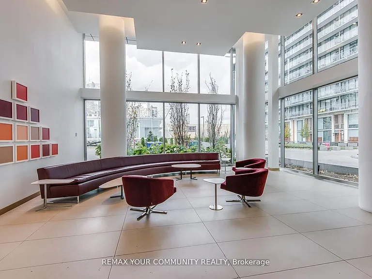 39 Queens Quay E #815 — Photo 34