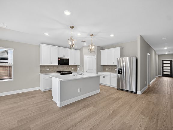 3rd image of 2705 Grand Teton Dr