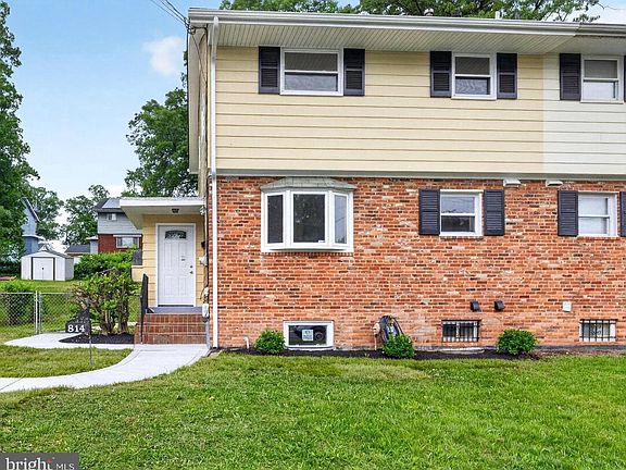 2nd image of 814 Booker Pl