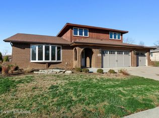 13846 Logan Dr, Orland Park, IL