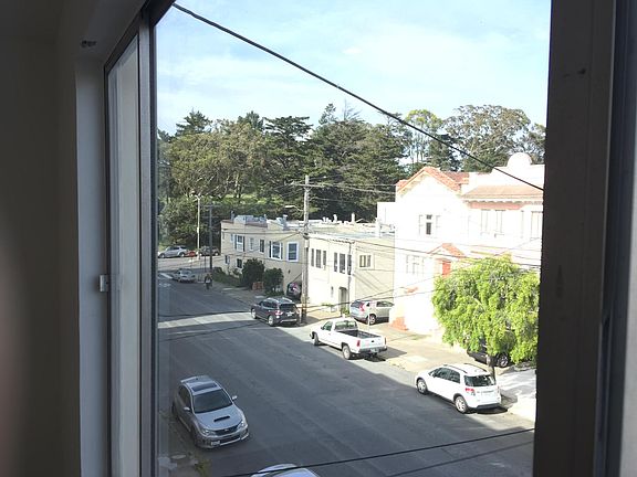 3rd image of 1235 16th Ave APT 4