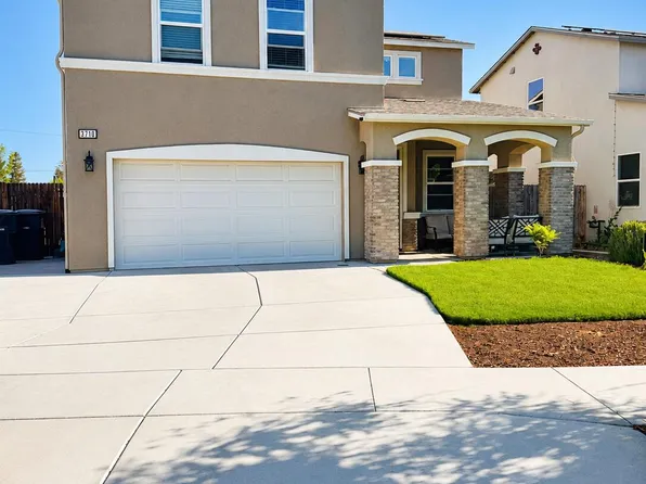 3710 E Kaweah Avenue, Visalia, CA 93292