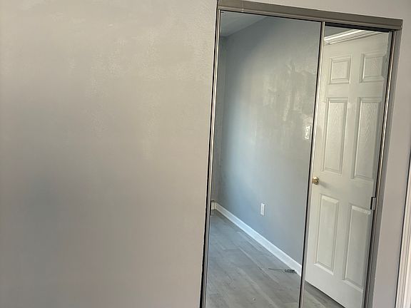 2nd image of 1058 Eubank Ave #1058