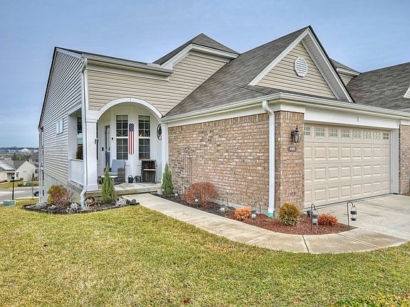2nd image of 488 Aintree Dr