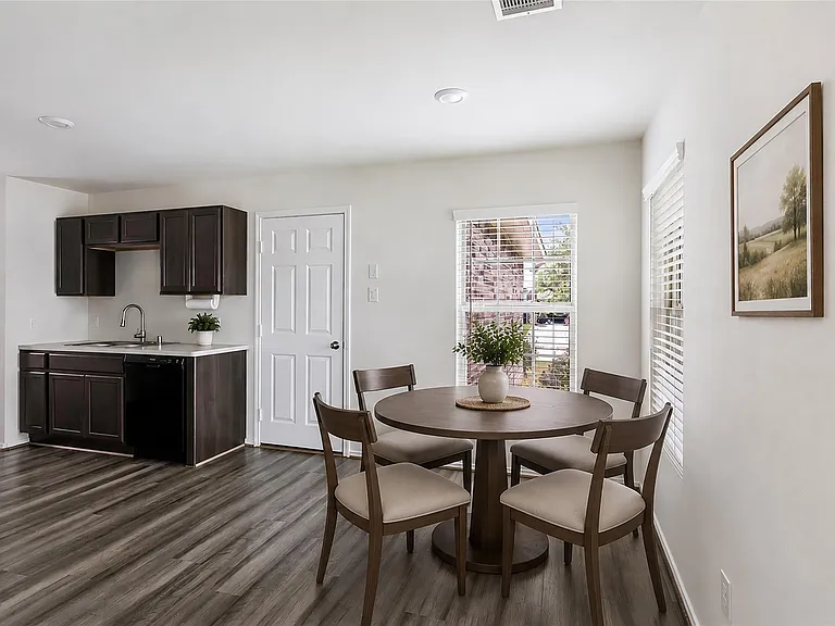 5858 Rosehill Forest Ln — Photo 6