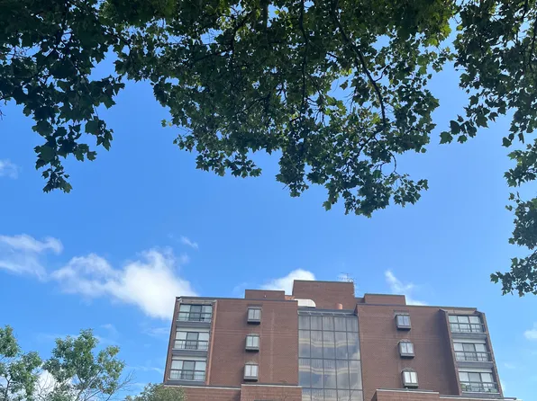 1265 Beacon St APT 603, Brookline, MA 02446