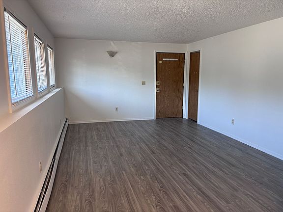 2nd image of 401 E 45th Ave APT 1