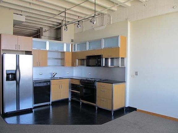3rd image of 1120 Cliff Ave APT 203