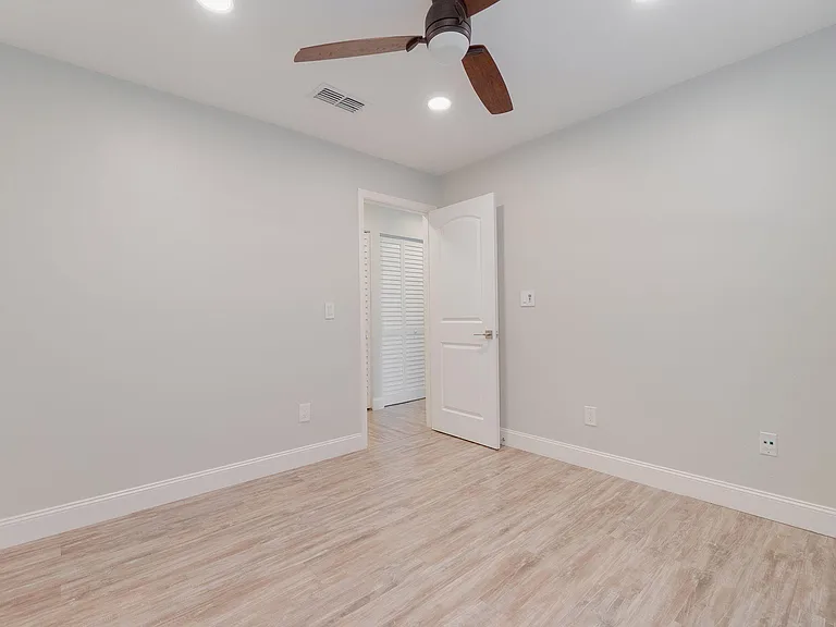 12989 Odessa Trl #6 — Photo 12