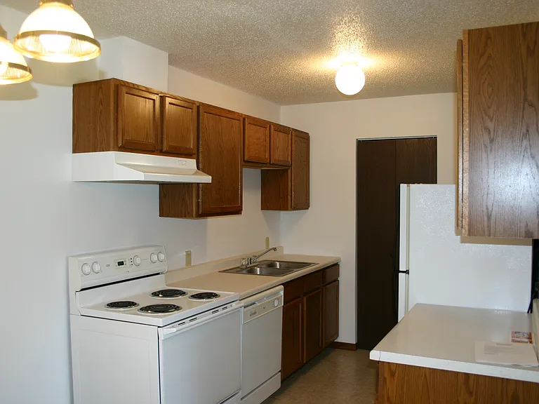 Windom Apartments — Photo 23