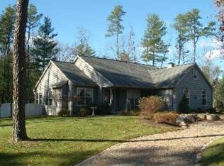 1 Gregs Ct, Saratoga Springs, NY 12866