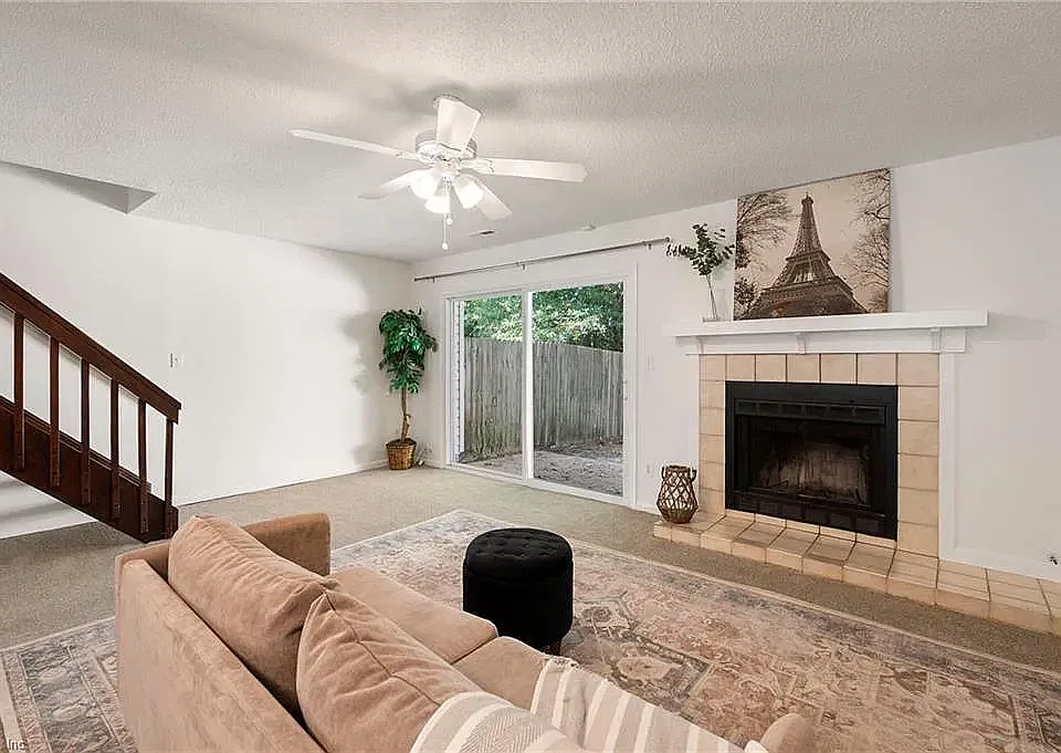 732 Hecate Dr