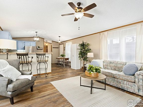 2nd image of 1700 Pearl Dr #106