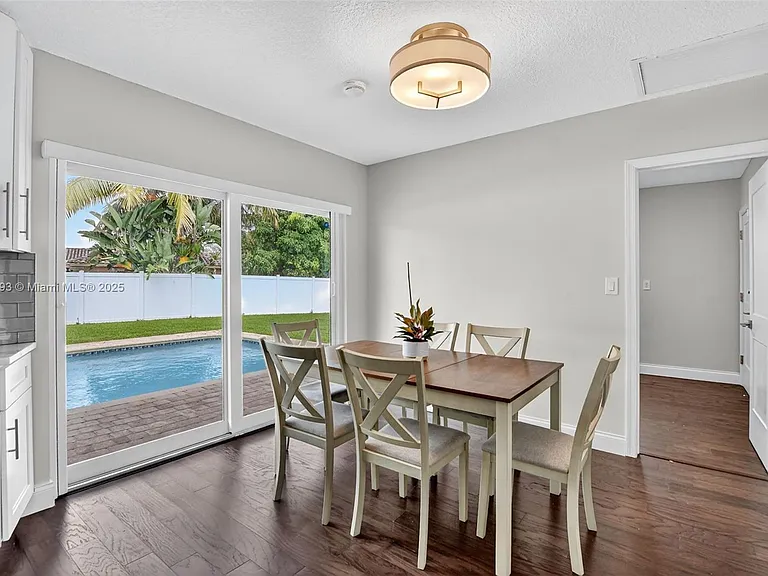 5660 Golfway Dr — Photo 16