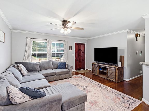 5th image of 2157 Azalea Dr