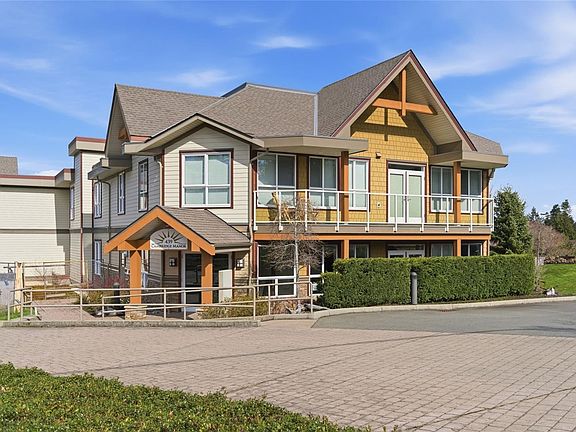 2nd image of 439 College Rd #204