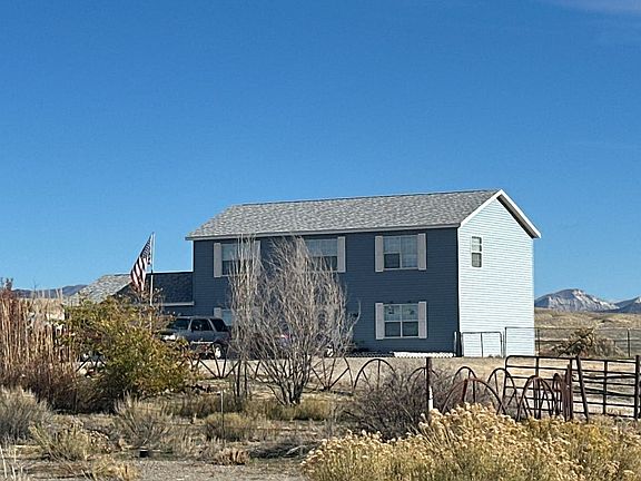 2nd image of 1798 13th Rd